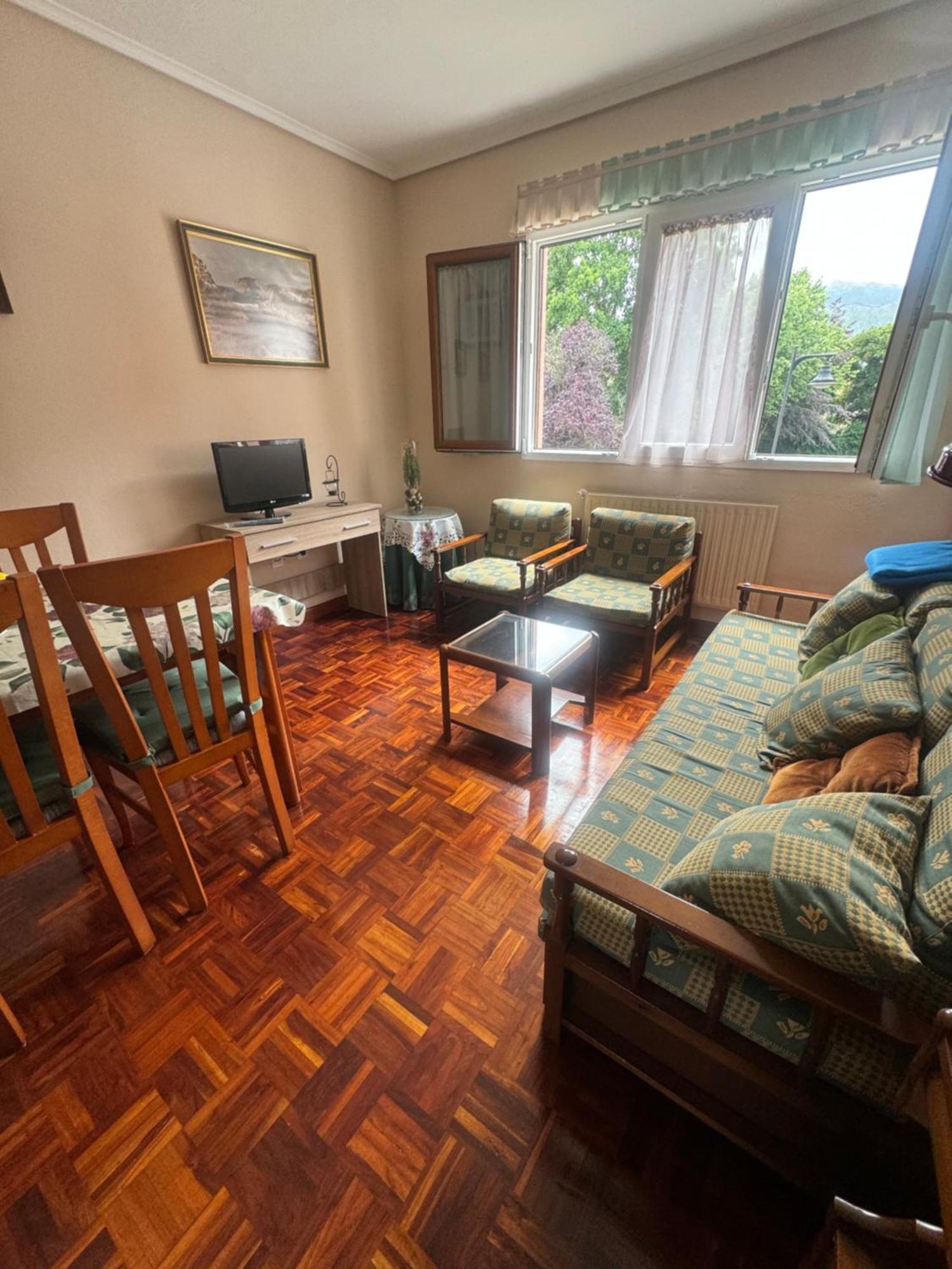 Apartamento En Llanes Con Plaza De Garaje Cubierta ภายนอก รูปภาพ